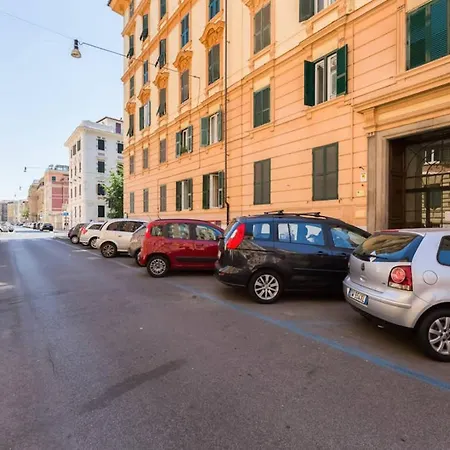 Lägenhet Bright And Modern 2 Bed Flat In Prati Rom