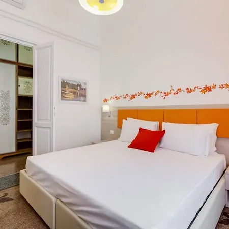 Lägenhet Bright And Modern 2 Bed Flat In Prati *